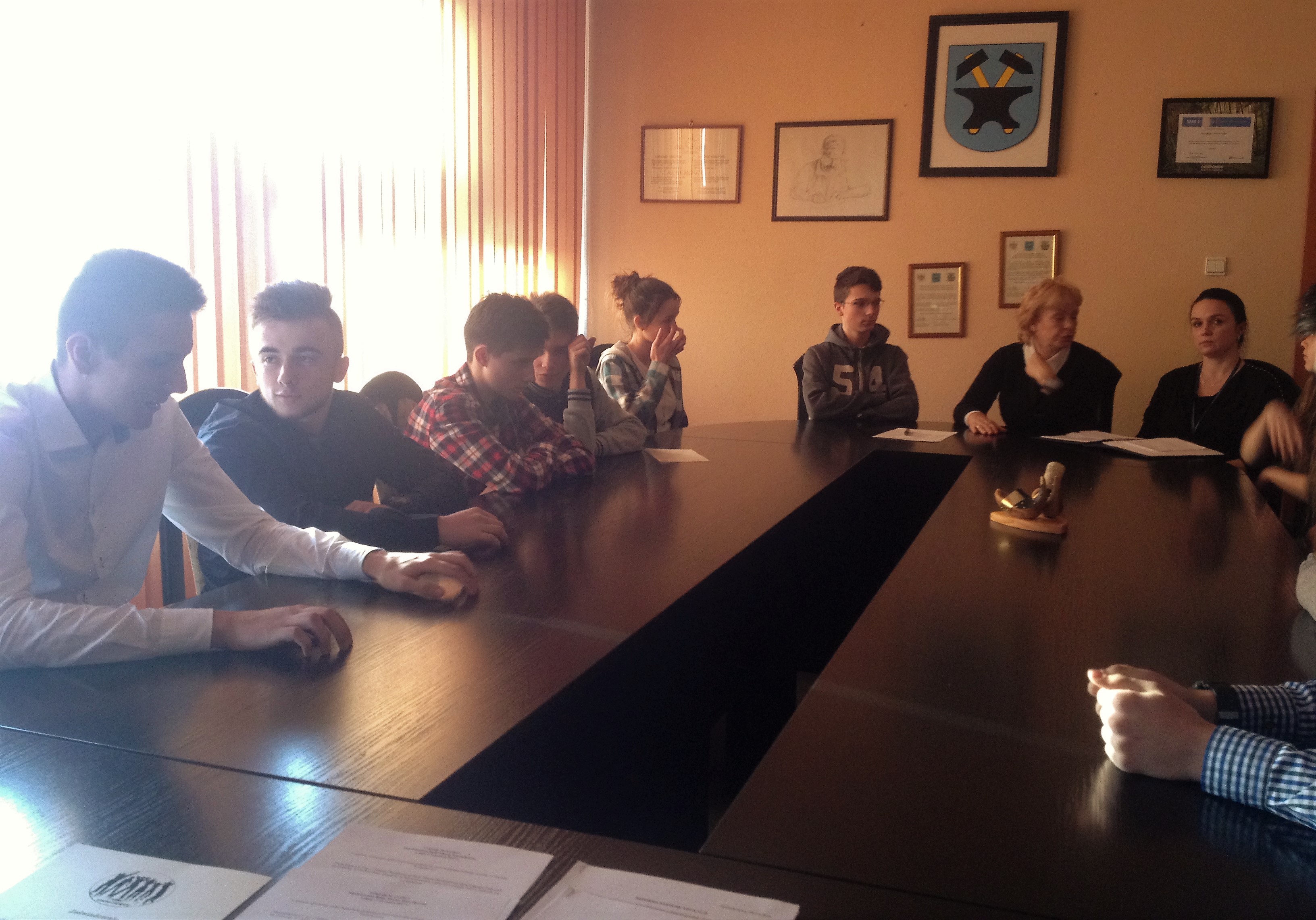 Nadzwyczajna sesja Młodzieżowej Rady Miasta Starachowice images